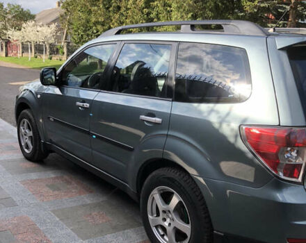 Зелений Субару Forester, об'ємом двигуна 2 л та пробігом 300 тис. км за 8900 $, фото 2 на Automoto.ua