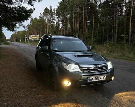 Зелений Субару Forester, об'ємом двигуна 2 л та пробігом 270 тис. км за 8500 $, фото 1 на Automoto.ua