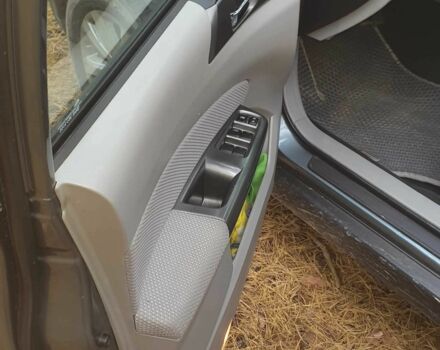 Зеленый Субару Форестер, объемом двигателя 0 л и пробегом 235 тыс. км за 9400 $, фото 2 на Automoto.ua