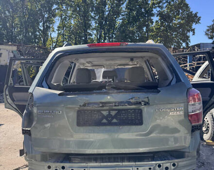 Субару Форестер 2015 в Сумах на Automoto.ua Зеленый Субару Форестер, объемом двигателя 2.5 л и пробегом 140 тыс. км за 4500 $, фото 3 на Automoto.ua