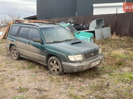 Зеленый Субару Форестер, объемом двигателя 2 л и пробегом 290 тыс. км за 2500 $, фото 1 на Automoto.ua