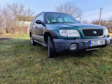 Зелений Субару Forester, об'ємом двигуна 2 л та пробігом 350 тис. км за 1736 $, фото 1 на Automoto.ua