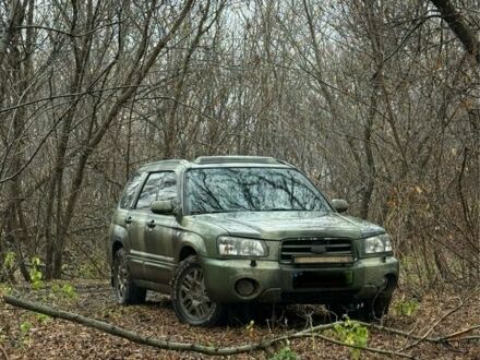 Зеленый Субару Форестер, объемом двигателя 2 л и пробегом 298 тыс. км за 4800 $, фото 1 на Automoto.ua