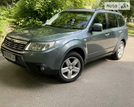 Зелений Субару Forester, об'ємом двигуна 2.46 л та пробігом 192 тис. км за 7999 $, фото 1 на Automoto.ua