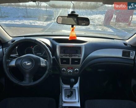 Белый Субару Импреза, объемом двигателя 1.5 л и пробегом 130 тыс. км за 6530 $, фото 13 на Automoto.ua