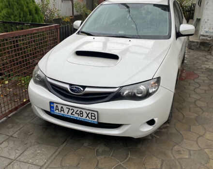 Білий Субару Імпреза, об'ємом двигуна 2 л та пробігом 235 тис. км за 6000 $, фото 1 на Automoto.ua