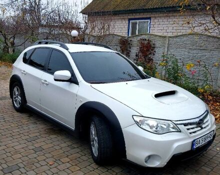 Белый Субару Импреза, объемом двигателя 2 л и пробегом 240 тыс. км за 9999 $, фото 1 на Automoto.ua