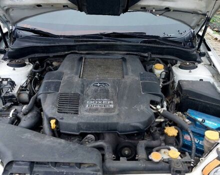 Белый Субару Импреза, объемом двигателя 2 л и пробегом 240 тыс. км за 9999 $, фото 12 на Automoto.ua