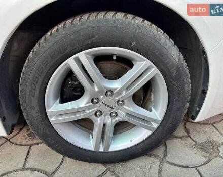 Білий Субару Імпреза, об'ємом двигуна 2 л та пробігом 235 тис. км за 6000 $, фото 5 на Automoto.ua