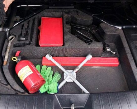 Белый Субару Импреза, объемом двигателя 2 л и пробегом 240 тыс. км за 9999 $, фото 4 на Automoto.ua