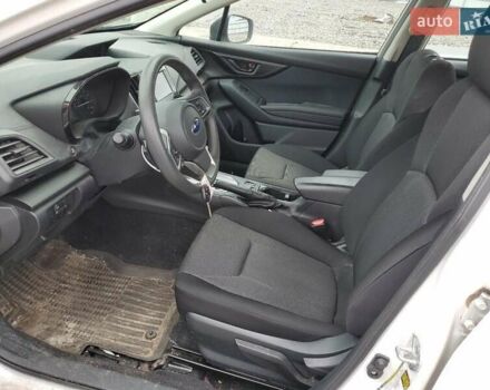 Белый Субару Импреза, объемом двигателя 2 л и пробегом 51 тыс. км за 2700 $, фото 6 на Automoto.ua