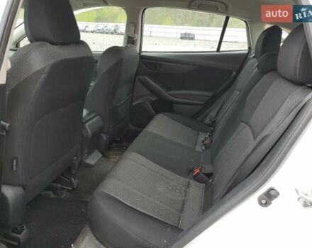 Белый Субару Импреза, объемом двигателя 2 л и пробегом 51 тыс. км за 2700 $, фото 10 на Automoto.ua