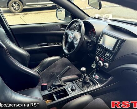 Белый Субару Импреза, объемом двигателя 2.5 л и пробегом 142 тыс. км за 16000 $, фото 5 на Automoto.ua