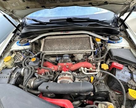 Белый Субару Импреза, объемом двигателя 2.5 л и пробегом 142 тыс. км за 16000 $, фото 8 на Automoto.ua