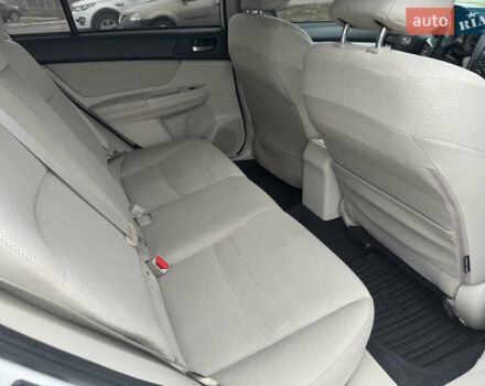 Білий Субару Імпреза, об'ємом двигуна 2 л та пробігом 241 тис. км за 6800 $, фото 13 на Automoto.ua