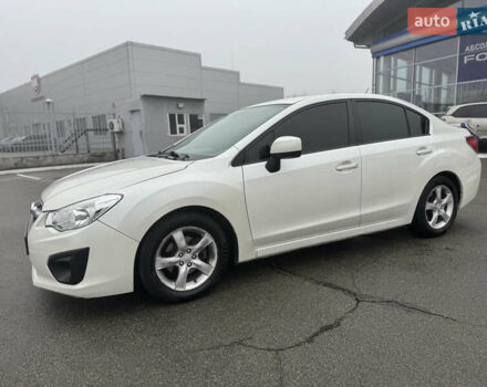 Білий Субару Імпреза, об'ємом двигуна 2 л та пробігом 241 тис. км за 6800 $, фото 2 на Automoto.ua