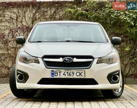 Белый Субару Импреза, объемом двигателя 2 л и пробегом 157 тыс. км за 7700 $, фото 1 на Automoto.ua