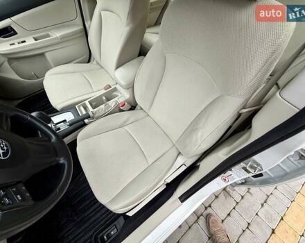 Белый Субару Импреза, объемом двигателя 2 л и пробегом 157 тыс. км за 7700 $, фото 56 на Automoto.ua