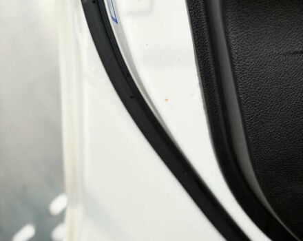 Білий Субару Імпреза, об'ємом двигуна 2 л та пробігом 105 тис. км за 10000 $, фото 22 на Automoto.ua