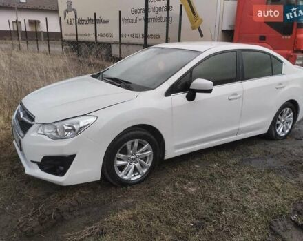 Белый Субару Импреза, объемом двигателя 2 л и пробегом 80 тыс. км за 10000 $, фото 5 на Automoto.ua