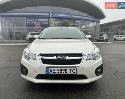Белый Субару Импреза, объемом двигателя 2 л и пробегом 241 тыс. км за 6800 $, фото 1 на Automoto.ua