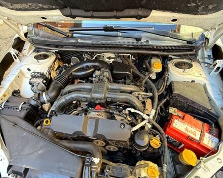 Белый Субару Импреза, объемом двигателя 2 л и пробегом 220 тыс. км за 6850 $, фото 1 на Automoto.ua