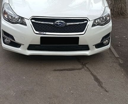 Белый Субару Импреза, объемом двигателя 2 л и пробегом 110 тыс. км за 9000 $, фото 1 на Automoto.ua