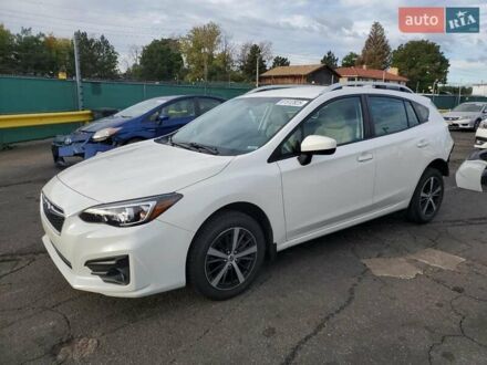 Белый Субару Импреза, объемом двигателя 2 л и пробегом 112 тыс. км за 2300 $, фото 1 на Automoto.ua