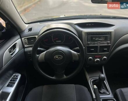 Черный Субару Импреза, объемом двигателя 1.99 л и пробегом 209 тыс. км за 7699 $, фото 9 на Automoto.ua
