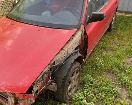 Красный Субару Импреза, объемом двигателя 1.82 л и пробегом 280 тыс. км за 1100 $, фото 3 на Automoto.ua