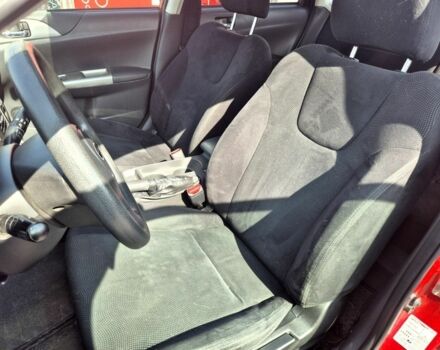 Красный Субару Импреза, объемом двигателя 1.5 л и пробегом 148 тыс. км за 5000 $, фото 4 на Automoto.ua