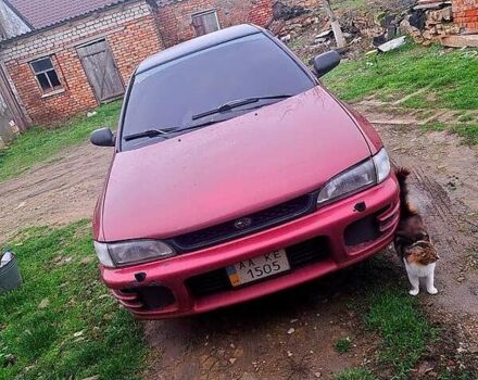 Красный Субару Импреза, объемом двигателя 1.6 л и пробегом 150 тыс. км за 2600 $, фото 5 на Automoto.ua