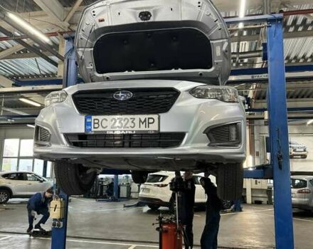 Серый Субару Импреза, объемом двигателя 2 л и пробегом 64 тыс. км за 13500 $, фото 1 на Automoto.ua