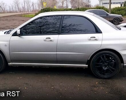 Серый Субару Импреза, объемом двигателя 2 л и пробегом 183 тыс. км за 8000 $, фото 1 на Automoto.ua