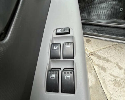 Черный Субару Джасти, объемом двигателя 1 л и пробегом 182 тыс. км за 3999 $, фото 18 на Automoto.ua