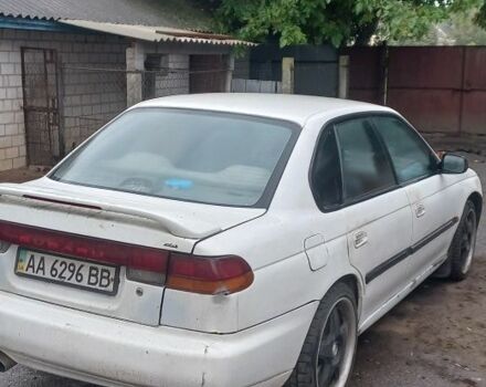 Белый Субару Легаси, объемом двигателя 2 л и пробегом 1 тыс. км за 1600 $, фото 2 на Automoto.ua