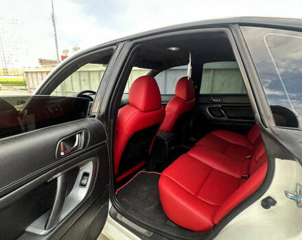 Білий Субару Легасі, об'ємом двигуна 2 л та пробігом 160 тис. км за 6000 $, фото 9 на Automoto.ua