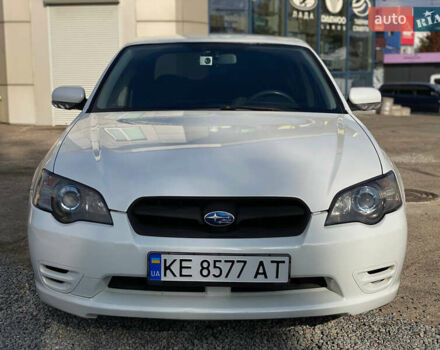 Белый Субару Легаси, объемом двигателя 1.99 л и пробегом 299 тыс. км за 6399 $, фото 5 на Automoto.ua