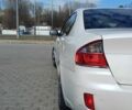 Белый Субару Легаси, объемом двигателя 2.5 л и пробегом 225 тыс. км за 7500 $, фото 4 на Automoto.ua