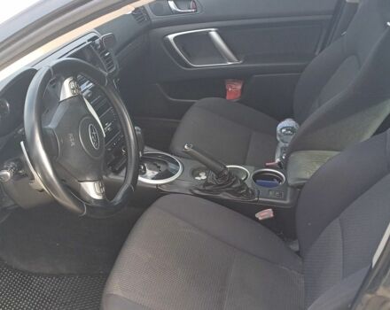 Белый Субару Легаси, объемом двигателя 2.5 л и пробегом 225 тыс. км за 7500 $, фото 2 на Automoto.ua