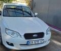 Білий Субару Легасі, об'ємом двигуна 2.5 л та пробігом 225 тис. км за 7450 $, фото 1 на Automoto.ua