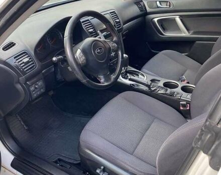 Білий Субару Легасі, об'ємом двигуна 2.5 л та пробігом 222 тис. км за 4900 $, фото 7 на Automoto.ua