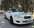 Белый Субару Легаси, объемом двигателя 1.99 л и пробегом 174 тыс. км за 6000 $, фото 2 на Automoto.ua