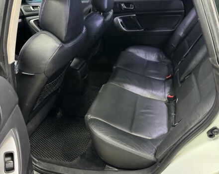 Білий Субару Легасі, об'ємом двигуна 2 л та пробігом 300 тис. км за 5100 $, фото 3 на Automoto.ua