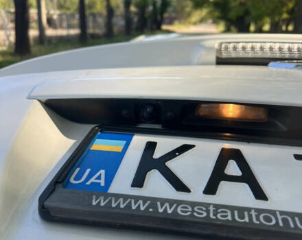 Білий Субару Легасі, об'ємом двигуна 1.99 л та пробігом 198 тис. км за 7050 $, фото 11 на Automoto.ua