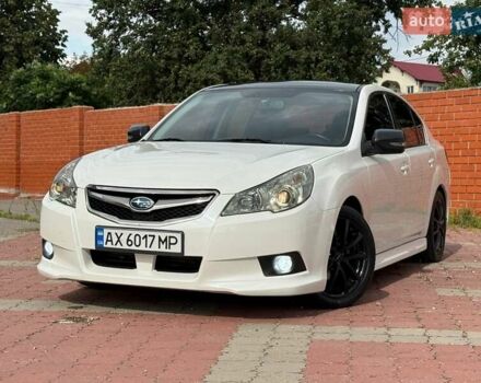 Білий Субару Легасі, об'ємом двигуна 1.99 л та пробігом 109 тис. км за 8199 $, фото 1 на Automoto.ua