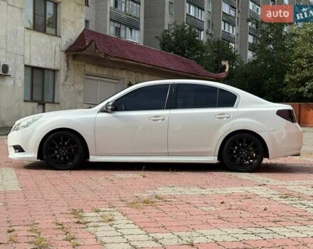 Білий Субару Легасі, об'ємом двигуна 1.99 л та пробігом 109 тис. км за 8199 $, фото 7 на Automoto.ua
