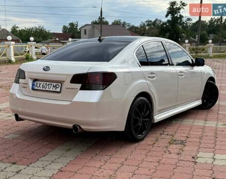 Білий Субару Легасі, об'ємом двигуна 1.99 л та пробігом 109 тис. км за 8199 $, фото 13 на Automoto.ua