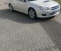 Белый Субару Легаси, объемом двигателя 1.99 л и пробегом 161 тыс. км за 8600 $, фото 1 на Automoto.ua