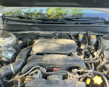 Білий Субару Легасі, об'ємом двигуна 1.99 л та пробігом 198 тис. км за 7050 $, фото 16 на Automoto.ua